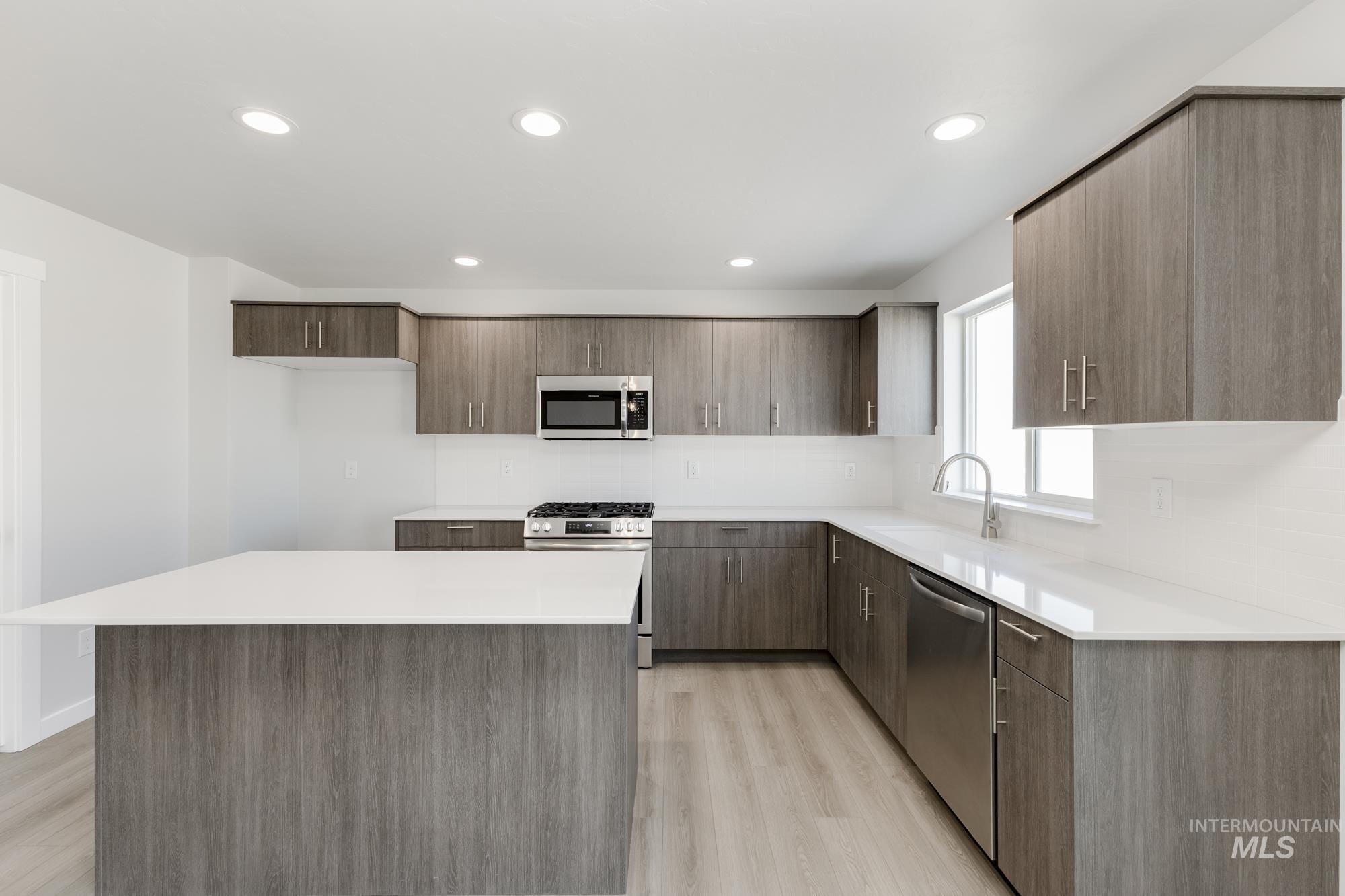 9190 W White Jasmine Ct