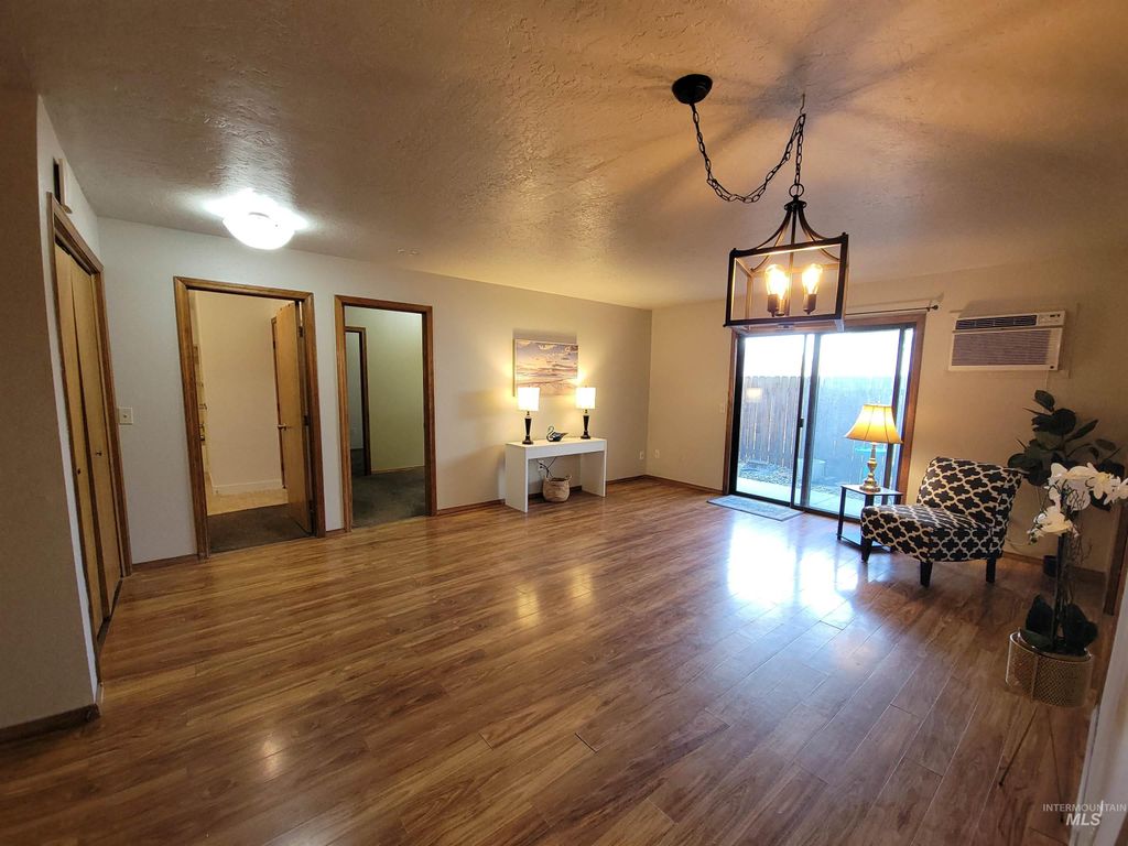Photo of 1711 S 1st #2, Ground Floor SW s, Nampa, ID 83651 (MLS # 98964765)