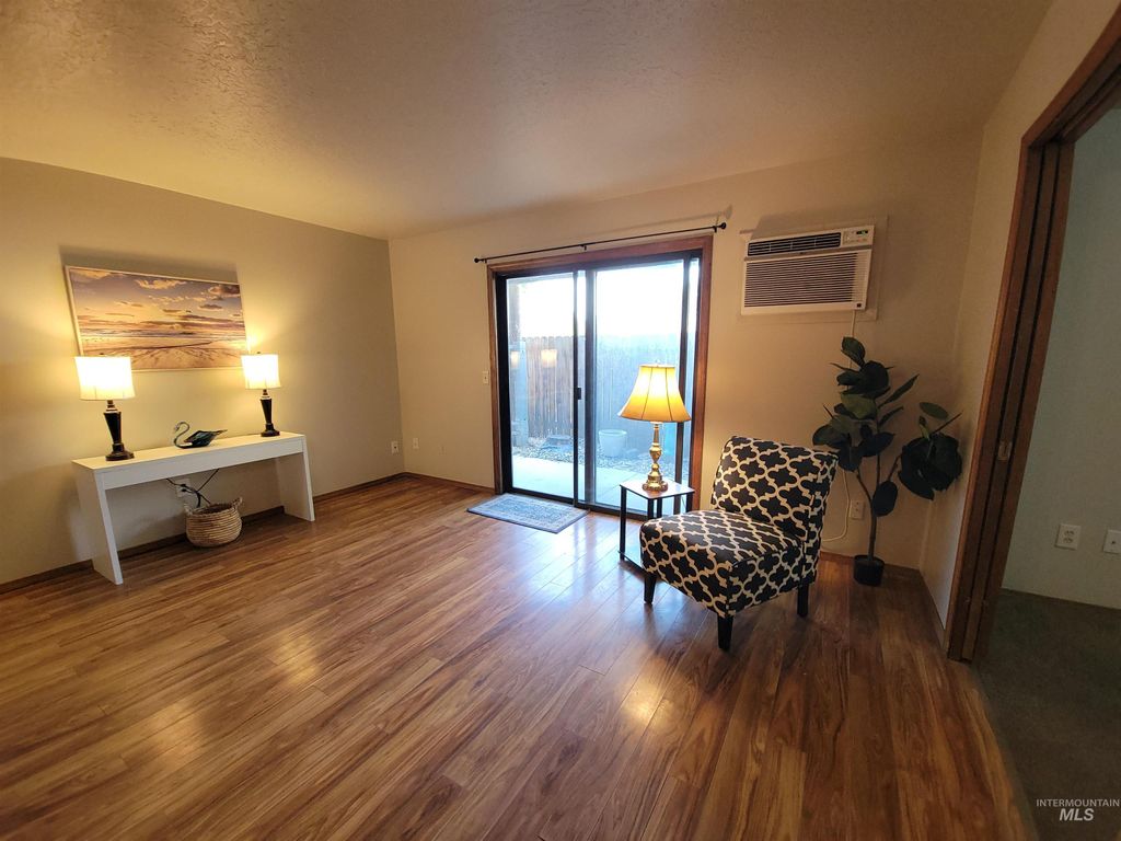Photo of 1711 S 1st #2, Ground Floor SW s, Nampa, ID 83651 (MLS # 98964765)