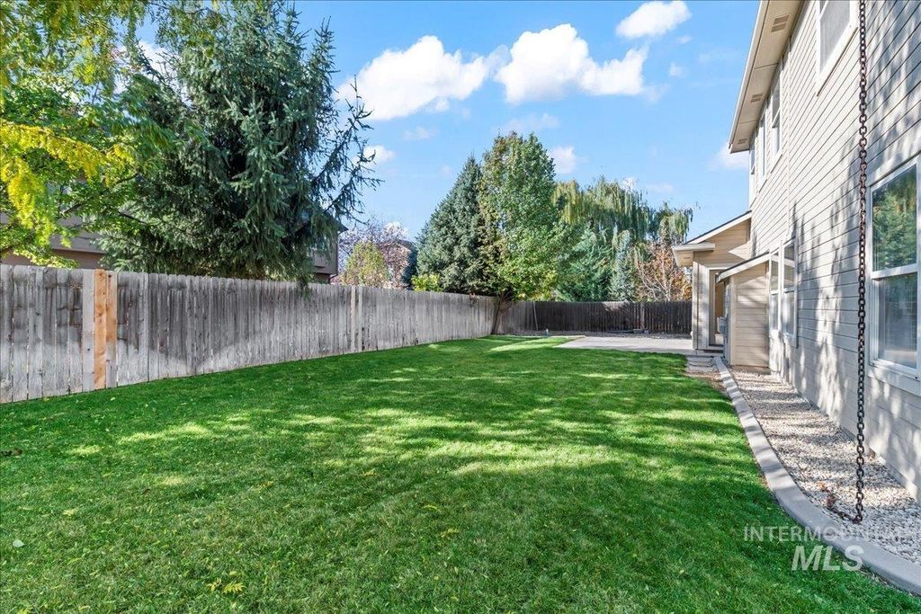 Photo of 12677 W Murchison St, Boise, ID 83709 (MLS # 98971962)