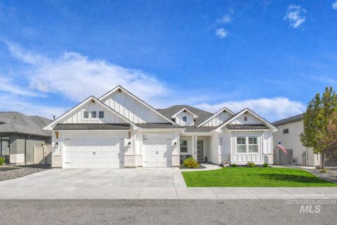 Photo of 2260 E Timber Trail St, Kuna, ID 83634 (MLS # 98983000)