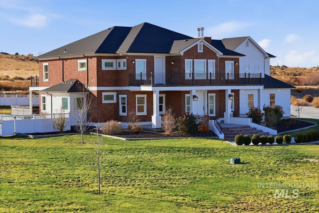 Photo of 12401 Equestrian Way, Nampa, ID 83686 (MLS # 98987388)