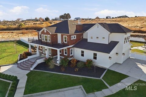Photo of 12401 Equestrian Way, Nampa, ID 83686 (MLS # 98987388)