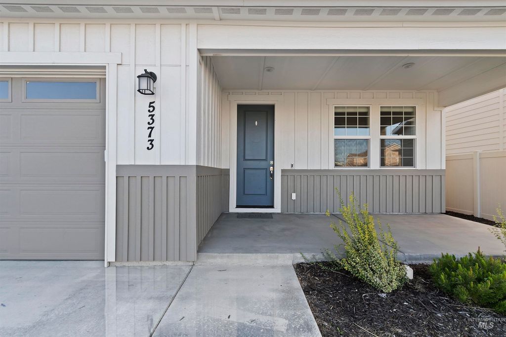 Photo of 5373 S Perlite Ave, Meridian, ID 83642 (MLS # 98963468)