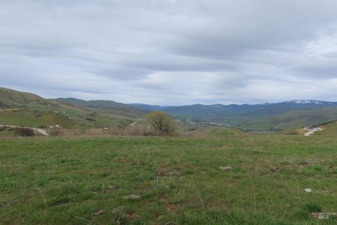 Photo of TBD Summit Ridge Road, Horseshoe Bend, ID 83629 (MLS # 98938016)