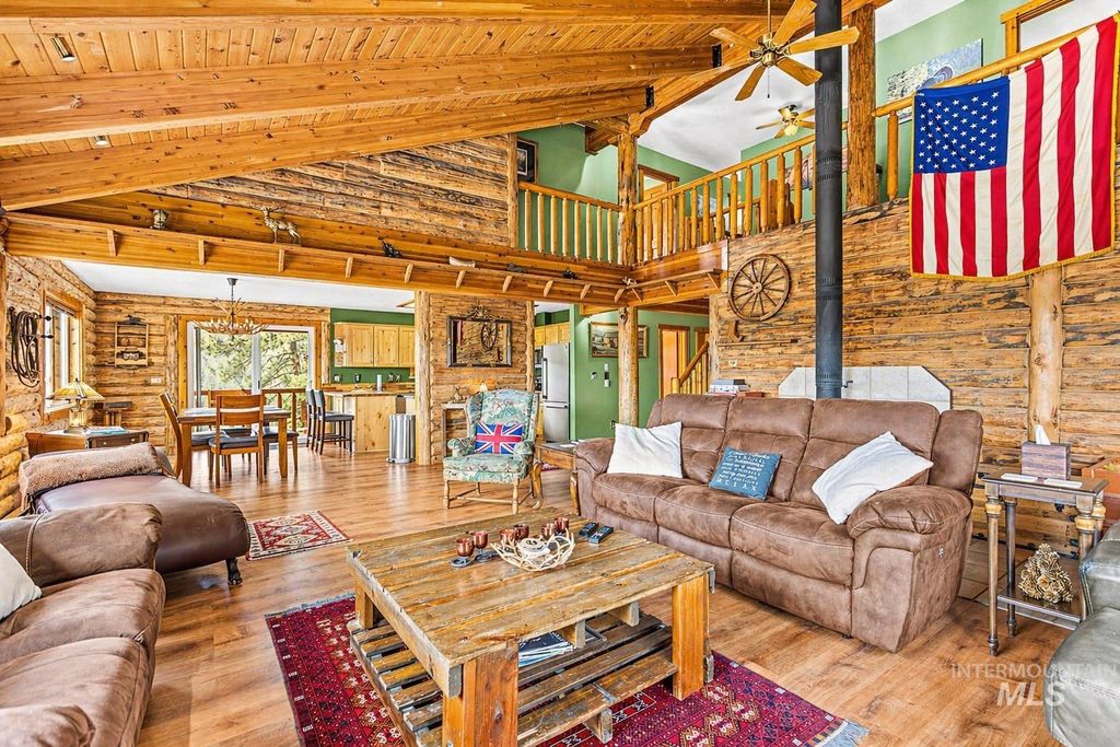 Photo of 9 Conifer Circle, Boise, ID 83716 (MLS # 98983528)