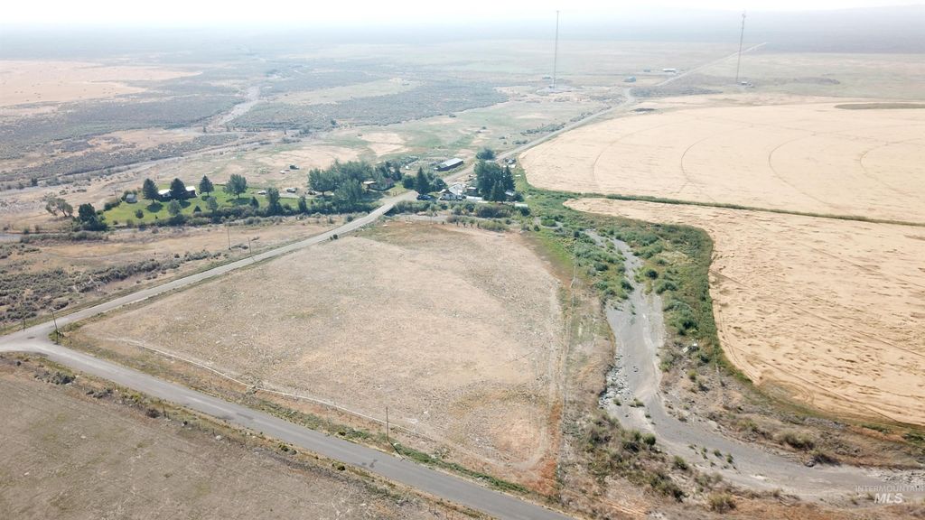 Photo of 2131 N 2900 W, Arco, ID 83213 (MLS # 98922379)