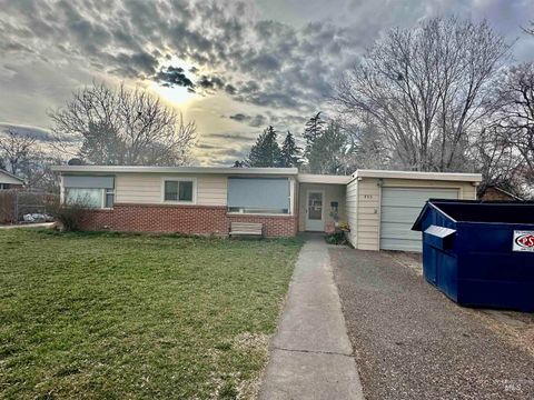 Photo of 455 Sunrise Blvd N Blvd, Twin Falls, ID 83301 (MLS # 98977848)