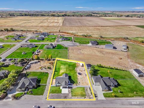 Photo of 3753 N 2481 E, Twin Falls, ID 83301 (MLS # 98964892)