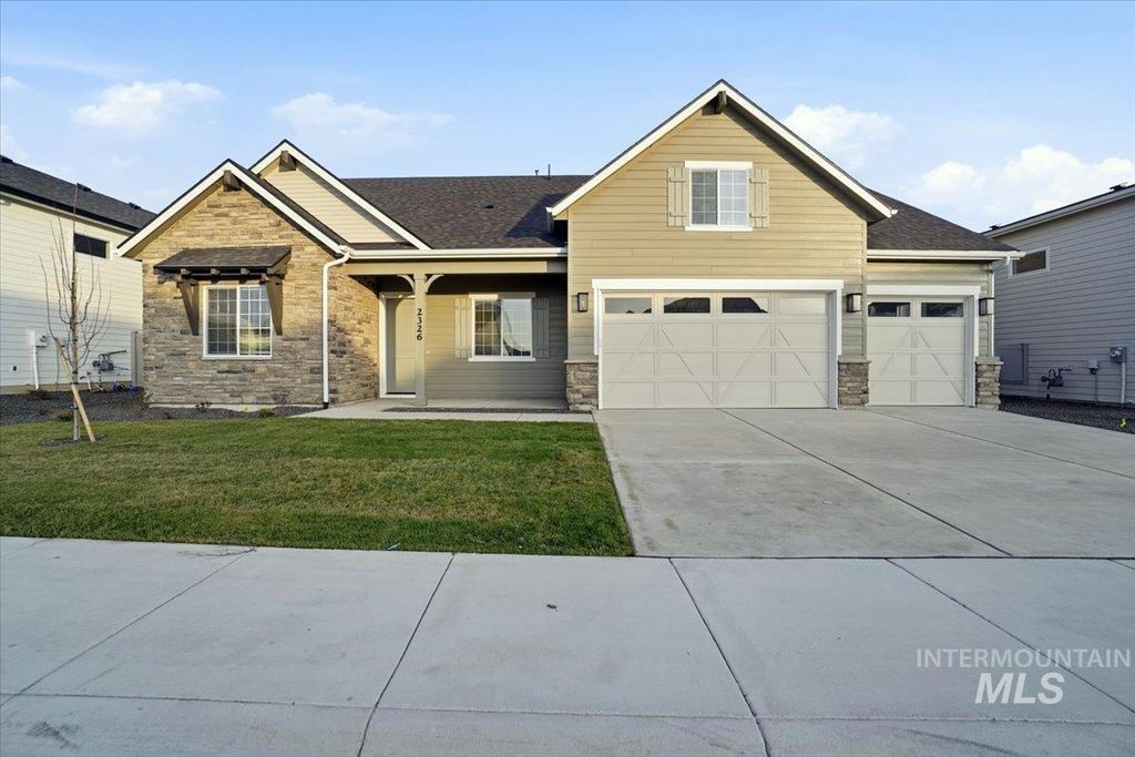 Photo of 2326 N Kenora Ave, Star, ID 83669 (MLS # 98972441)
