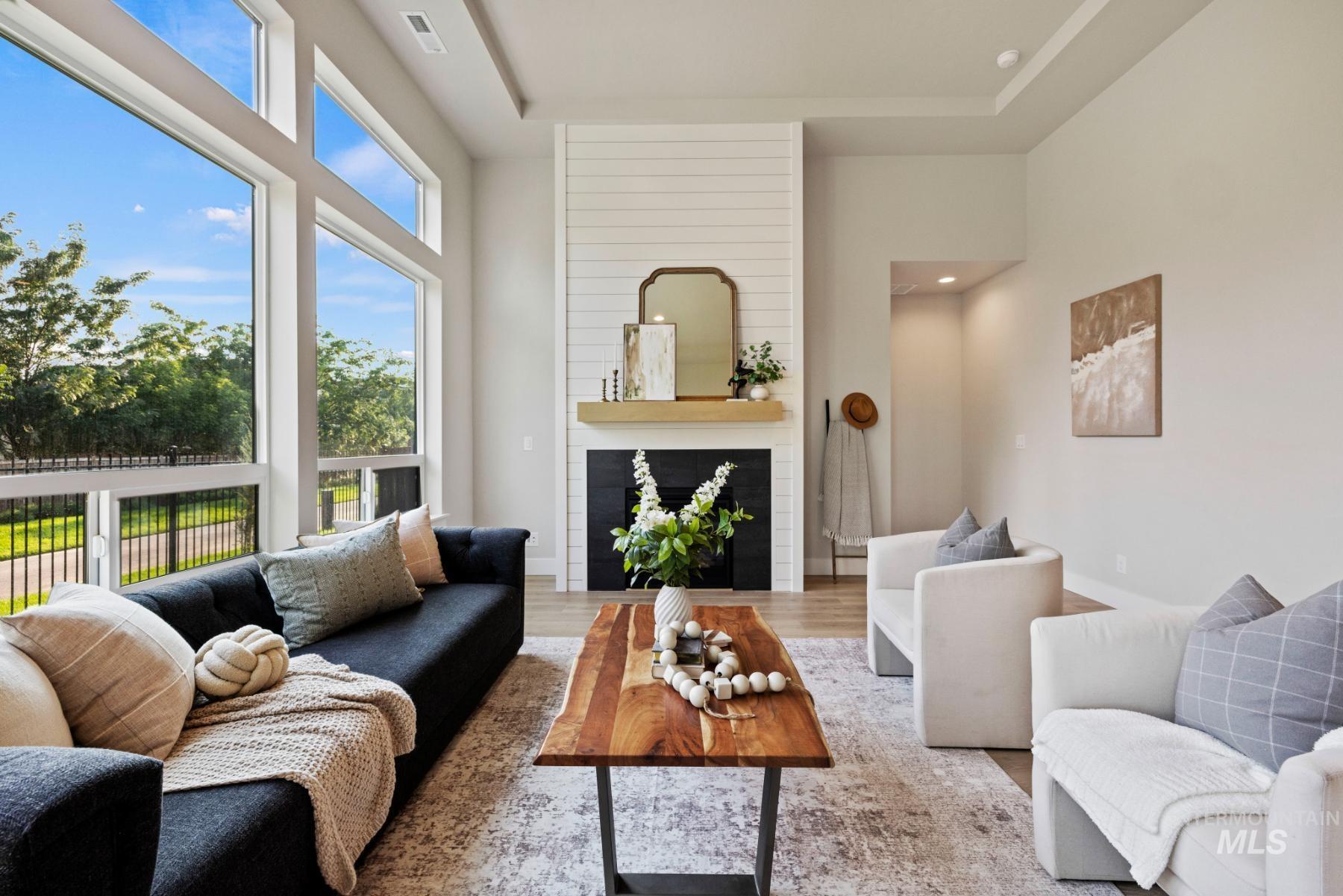 1041 W. Malbar St.