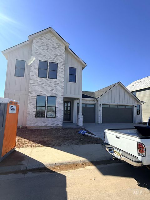 Photo of 1041 W Malbar St, Meridian, ID 83646 (MLS # 98965804)