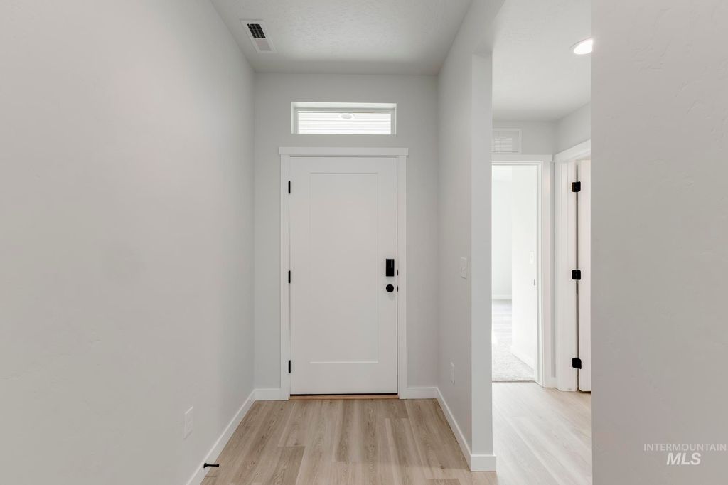 Photo of 3422 E Red Maple Ct, Nampa, ID 83686 (MLS # 98966425)