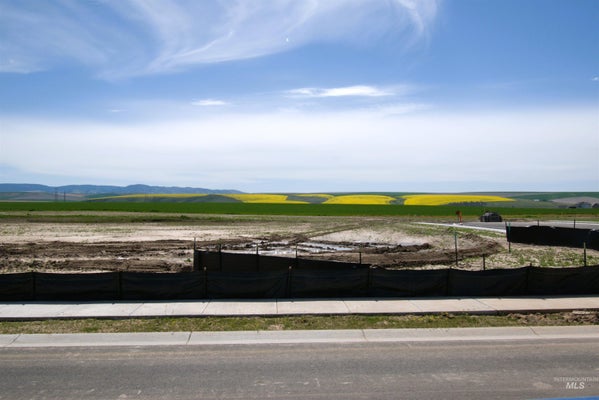 8TH ST C, LEWISTON, ID 83501 - Image fc26e1d8bdbc8295b08b19be97576d27/3575301365