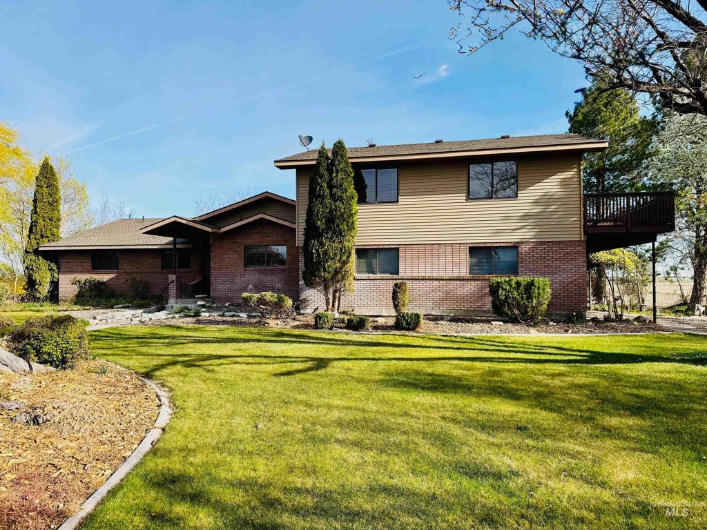 Photo of 936 E 350 N, Declo, ID 83323 (MLS # 98981375)