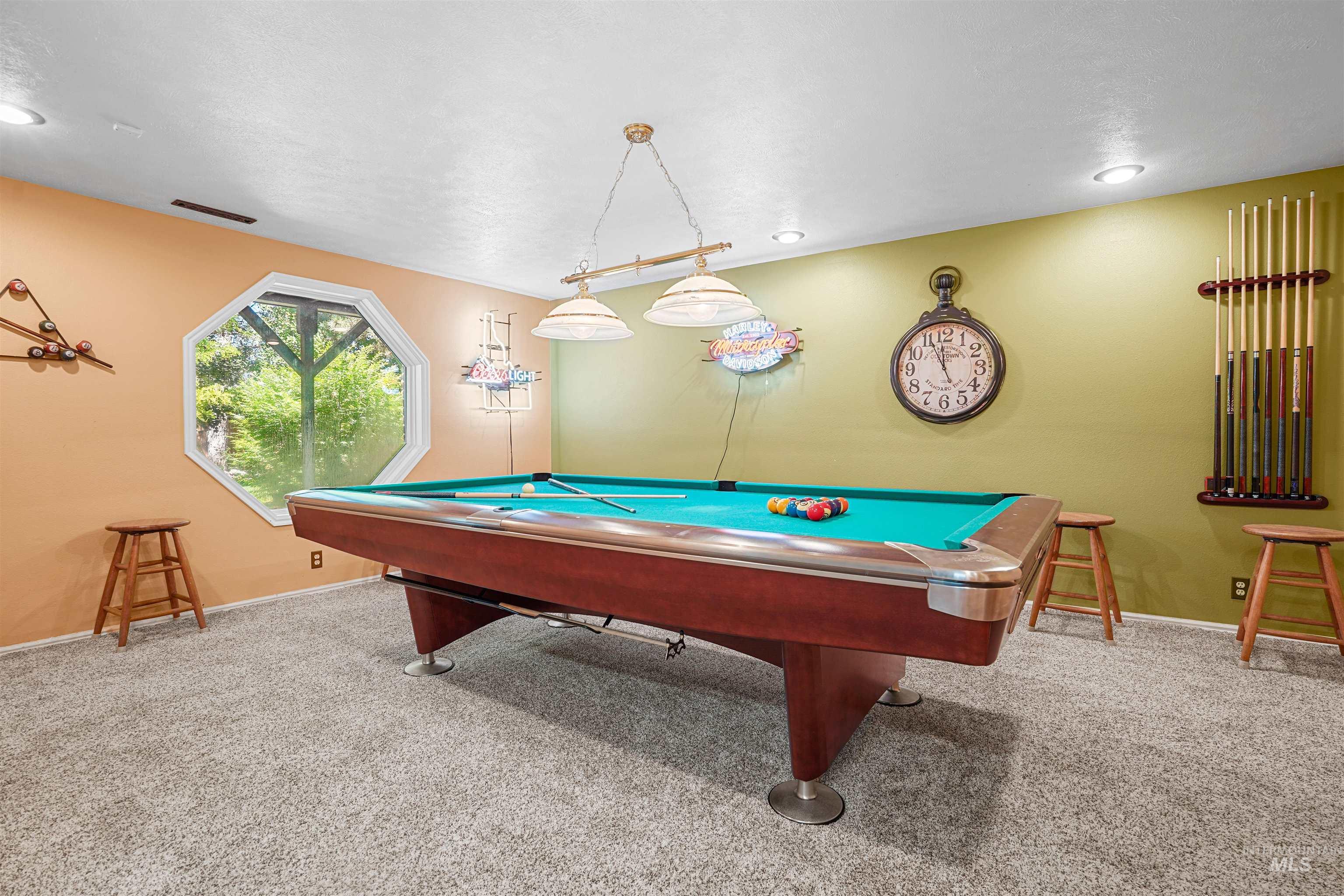 Recreation room featuring carpet flooring, billiards, and recessed lighting
