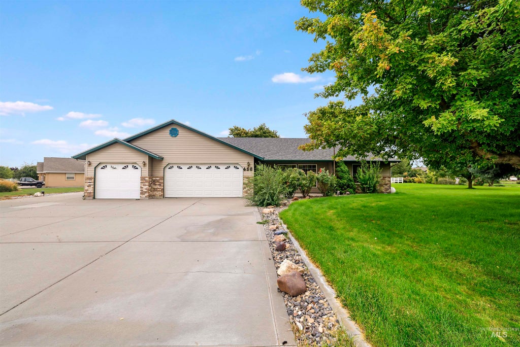 Photo of 456 Sunridge Dr, Jerome, ID 83338 (MLS # 99000131)