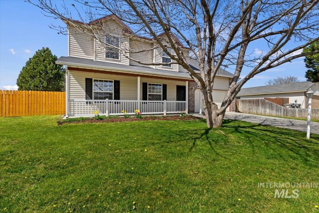 Photo of 2824 Bristol Ave, Caldwell, ID 83605 (MLS # 98981308)