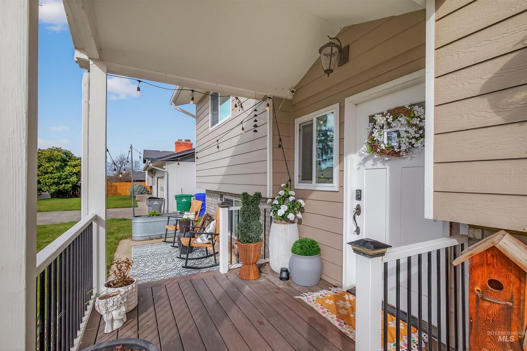 Photo of 2007 Powers Drive, Lewiston, ID 83501 (MLS # 98978686)