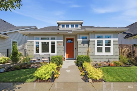 Photo of 546 W Cagney St, Meridian, ID 83646 (MLS # 98988309)