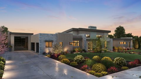 720 N Delehaye Ave Eagle ID 83616