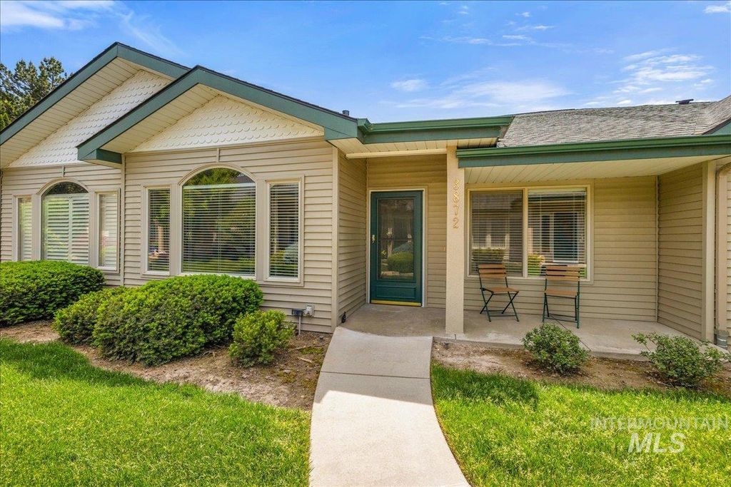 Photo of 3872 N Bayou Lane, Garden City, ID 83703 (MLS # 98986132)