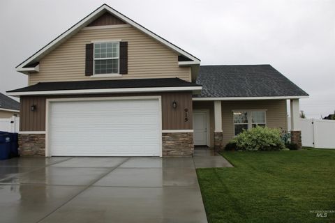 Photo of 915 Latemar Rd, Jerome, ID 83338 (MLS # 98965482)