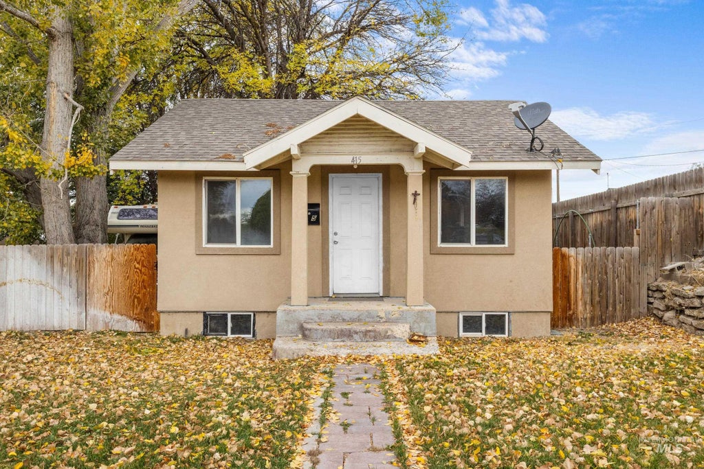 Photo of 415 12th Avenue North AVE, Nampa, ID 83687 (MLS # 99004936)