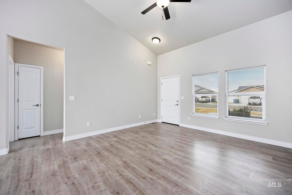 Photo of 1407 Blue Grouse Way, Twin Falls, ID 83301 (MLS # 98977285)