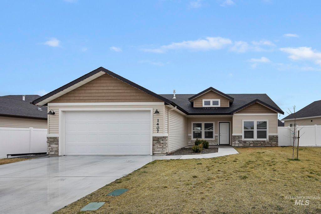 Photo of 1407 Blue Grouse Way, Twin Falls, ID 83301 (MLS # 98977285)
