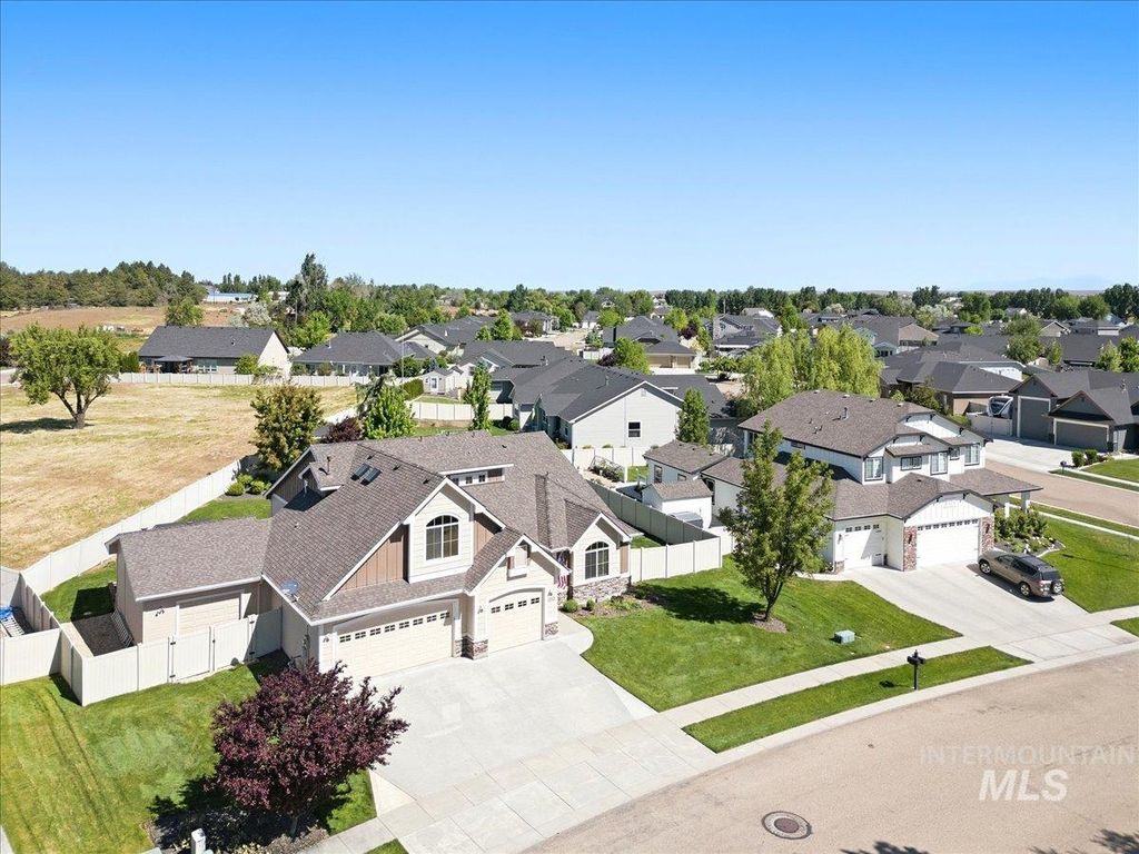 Photo of 1183 N Buffalo Way, Middleton, ID 83644 (MLS # 98986592)