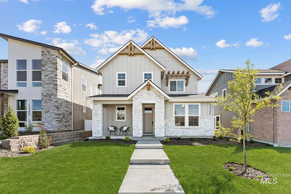 Photo of 13344 N Spring Creek Way, Boise, ID 83714 (MLS # 98993807)