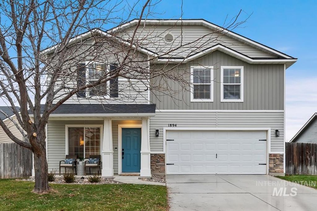 Photo of 1894 E Deerhill Dr, Meridian, ID 83642 (MLS # 98972581)