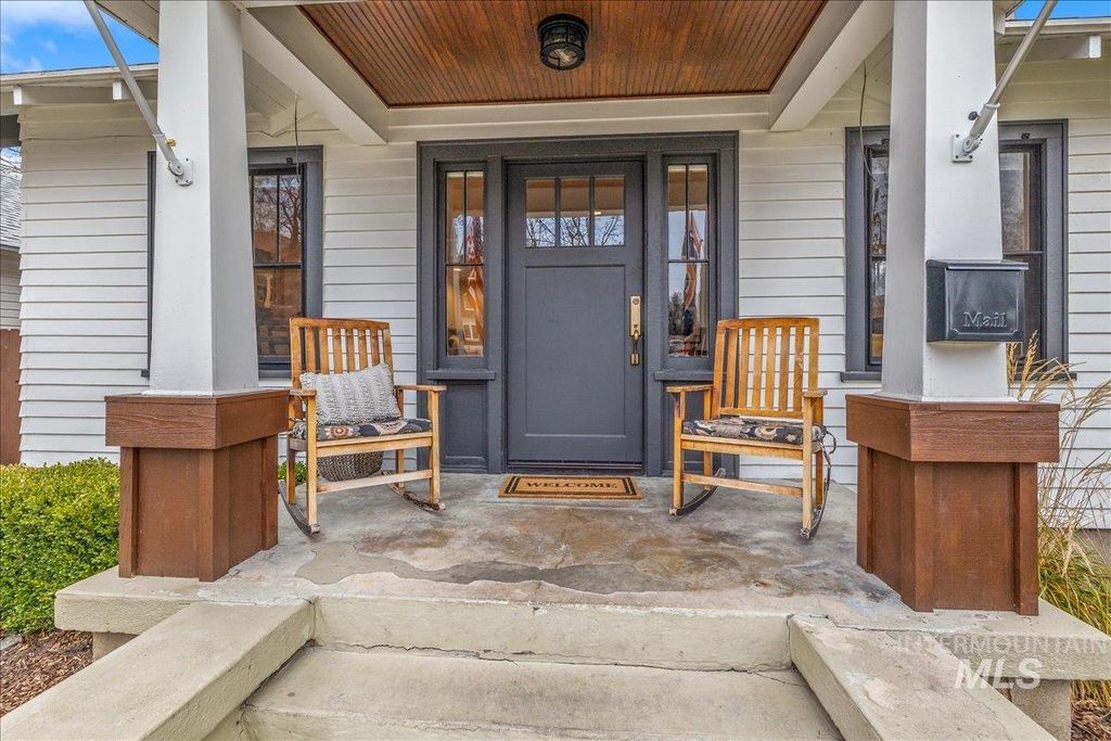 Photo of 1515 N 16th St, Boise, ID 83702 (MLS # 98972591)