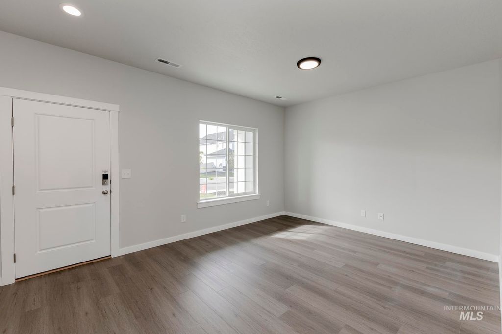 Photo of 18419 N Sweet William Ave, Nampa, ID 83687 (MLS # 98972098)