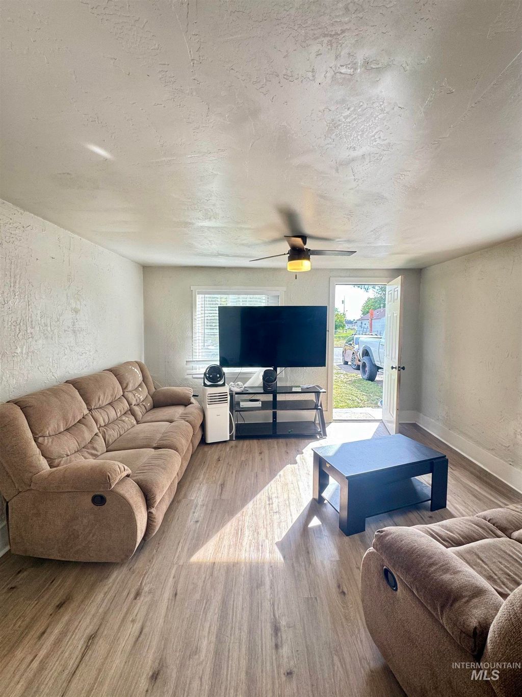 Photo of 826 Conant Ave, Burley, ID 83318 (MLS # 98961633)