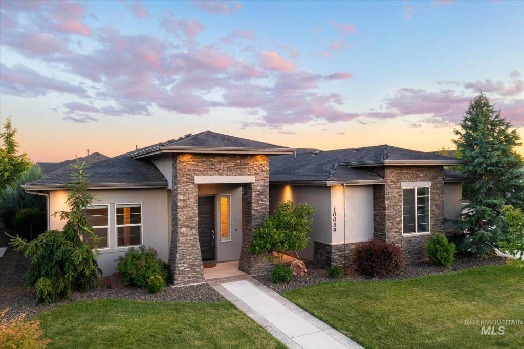 Photo of 10059 W Andromeda Dr, Star, ID 83669 (MLS # 98990150)