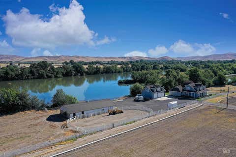 Photo of 490 Ripple Rd, Ontario, OR 97914 (MLS # 98994011)