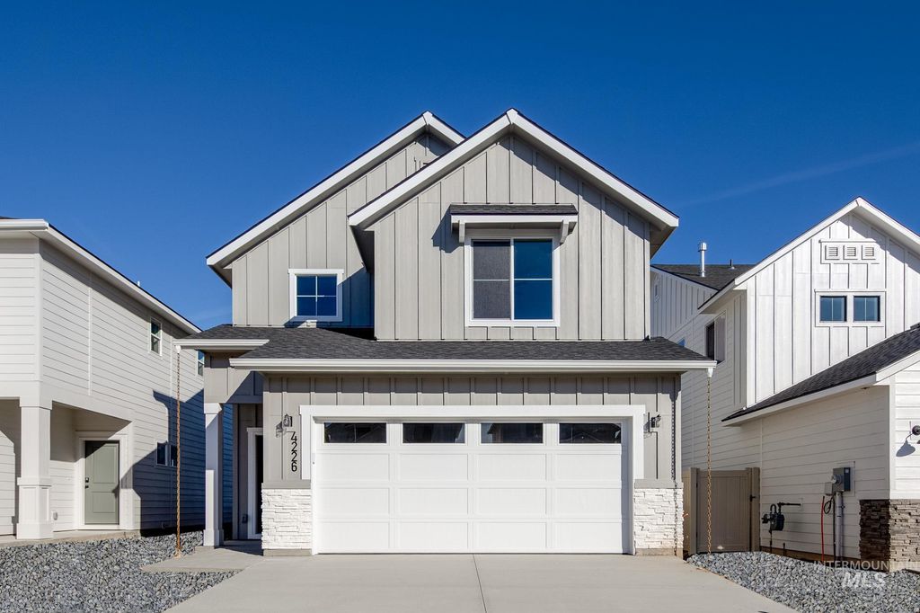 Photo of 240 Caribou Ct, Horseshoe Bend, ID 83629 (MLS # 98973284)
