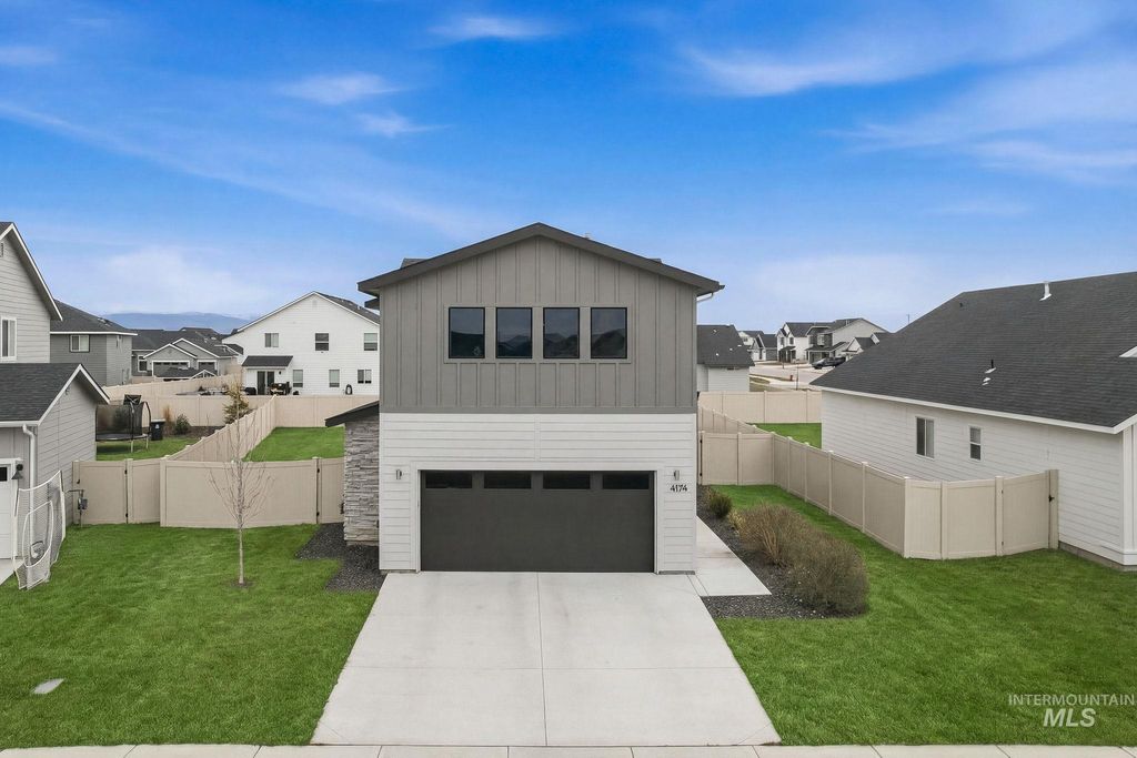 Photo of 4174 N N Edessa Ave, Meridian, ID 83646 (MLS # 98977882)