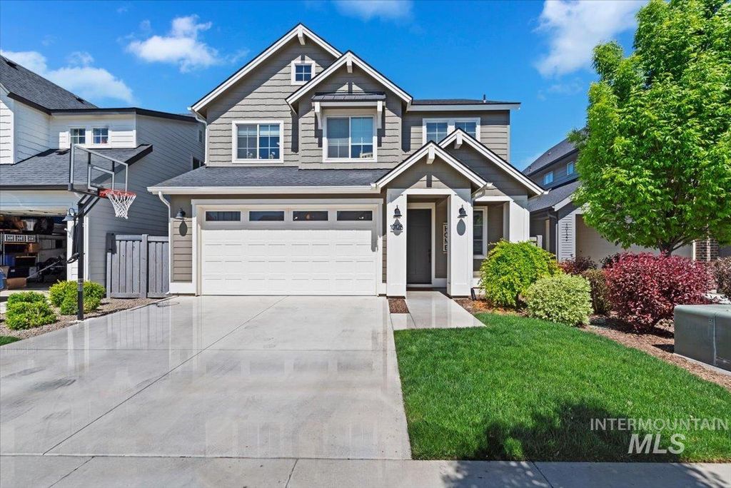 Photo of 10128 Irongate Dr, Nampa, ID 83687 (MLS # 98985098)