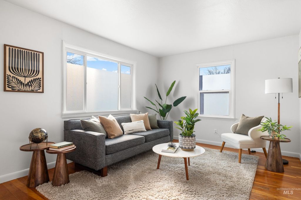 Photo of 2131 S Atlantic St, Boise, ID 83705 (MLS # 98978840)