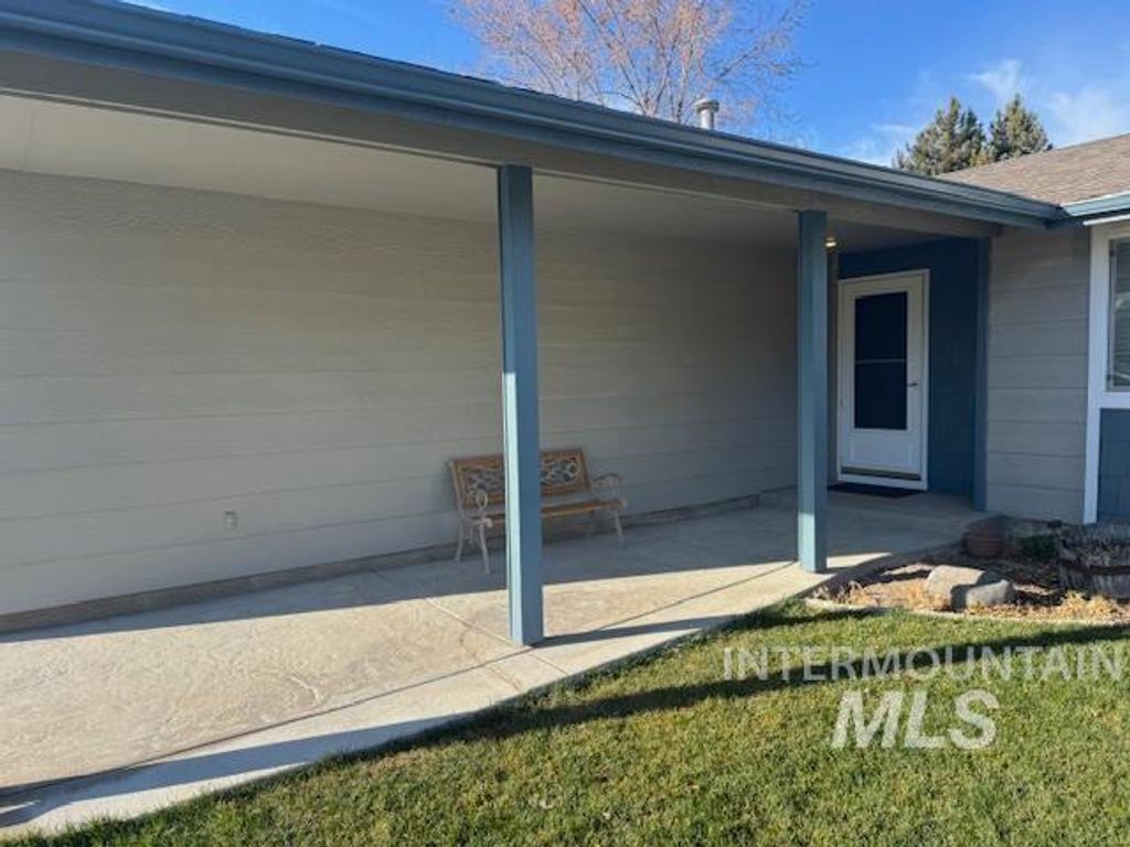 Photo of 6890 W Lamplighter St, Boise, ID 83714 (MLS # 98969066)
