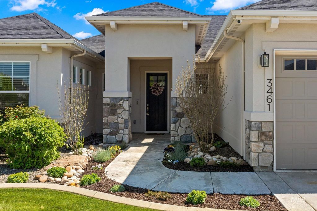 Photo of 3461 Gisborne St, Meridian, ID 83646 (MLS # 98985425)