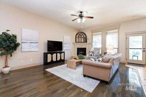 Photo of 3889 S Lamone Way, Meridian, ID 83642 (MLS # 98998148)