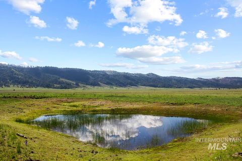 Photo of TBD Sixty Lane, Cascade, ID 83611 (MLS # 98947761)