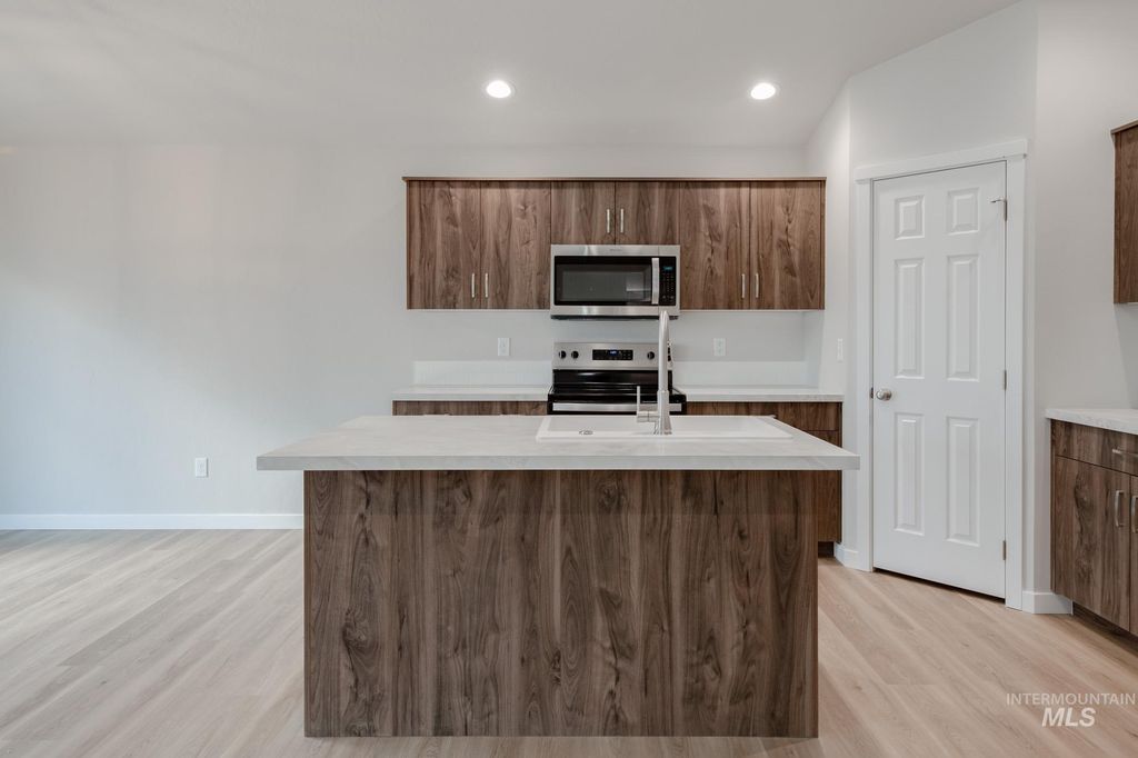 Photo of 2913 W Taiban Creek Dr, Kuna, ID 83634 (MLS # 98978566)