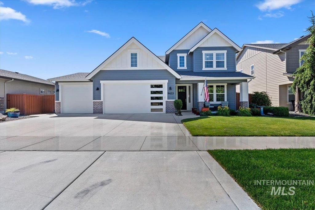 Photo of 9433 W Wildbranch Dr, Star, ID 83669 (MLS # 98990687)