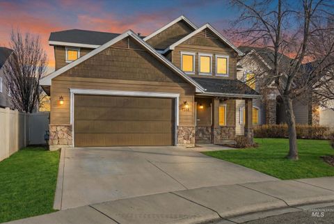 Photo of 1268 W Cobblefield Ct, Meridian, ID 83646 (MLS # 98975140)