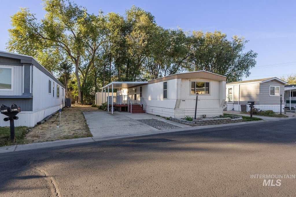 Photo of 2308 S Naclerio Ln, Boise, ID 83705 (MLS # 99005177)